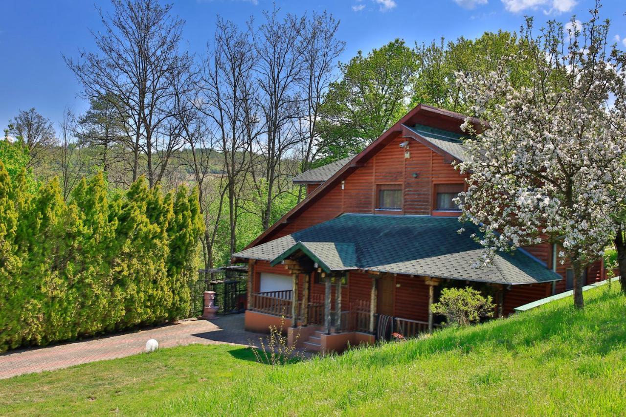 Amigosranch Villa Kruševac Exteriör bild