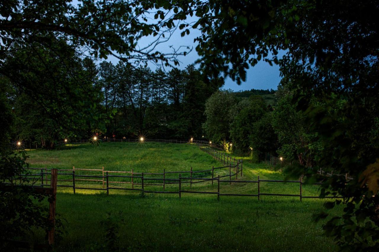 Amigosranch Villa Kruševac Exteriör bild